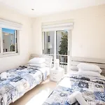 Villa Dv1 *